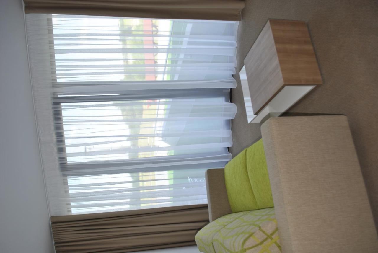 Hotel Golf Jezera Ostrozska Nova Ves Luaran gambar